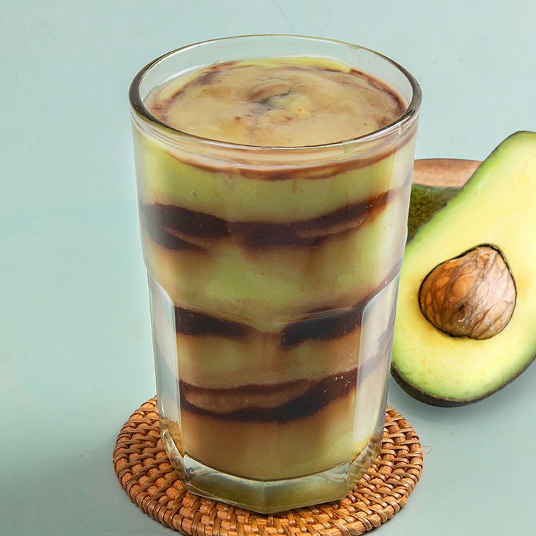 Jus Alpukat Ala “Bobbastar”: Creamy, Pekat, dan Super Nikmat
